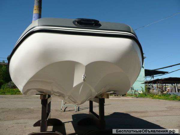 Лодка риб с тримаранными обводами Water Way 390