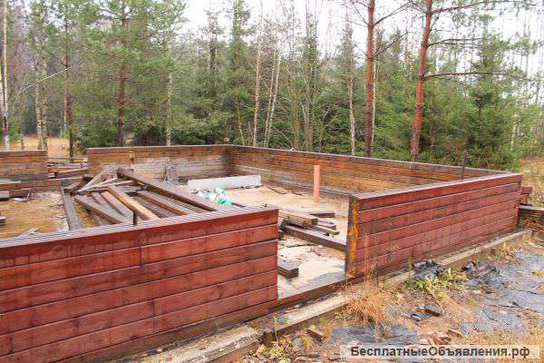 Брус .Сруб. Обработан,покрашен,окна,двери вырезаны.