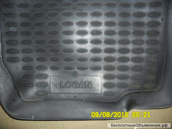 Резину 13размера,диск,обогреватель на водительское сиденье,Коврики резиновые новые Логона