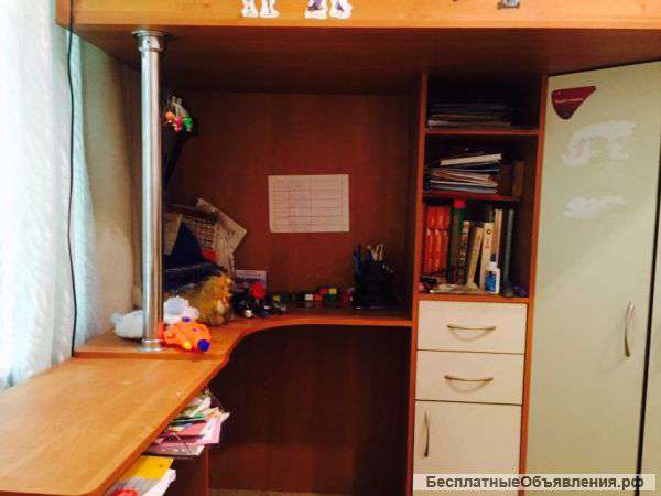 Детский гарнитур, в хорошем состоянии