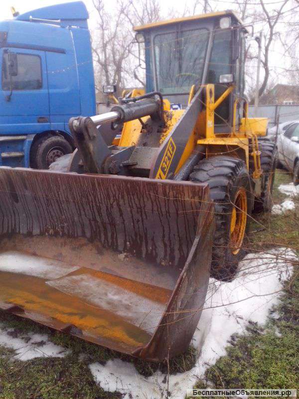 Фронтальный погрузчик XCMG LW321F