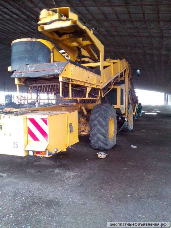 Свеклоуборочный погрузчик EURO-MAUS