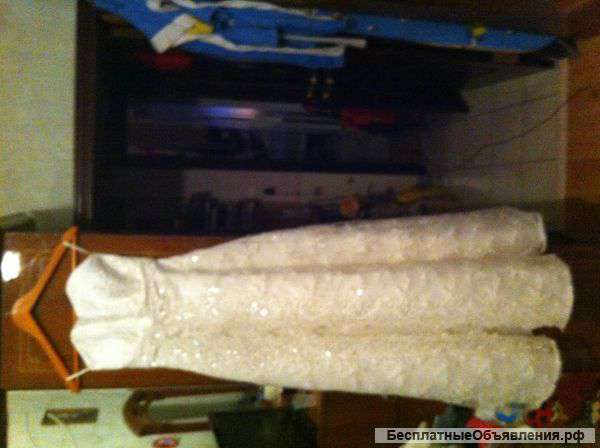 Свадебное платье