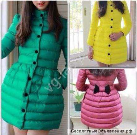 Пальто на синтепоне. сзади украшено велюровым бантиком.