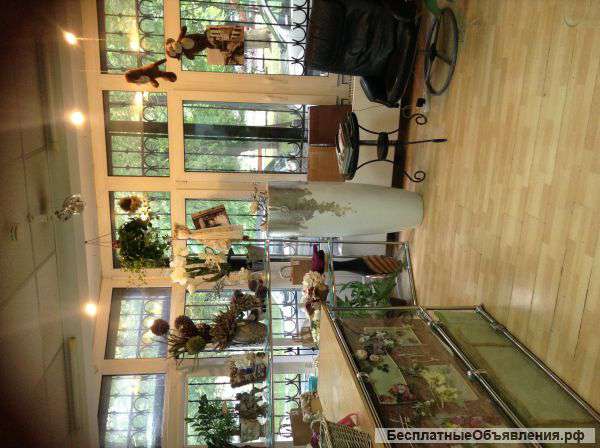 10 летний салон цветов