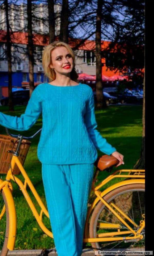 Вязаные костюмы от производителя