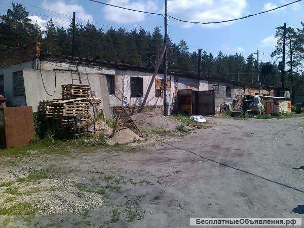 Помещение свободного назначения 604.7 м²