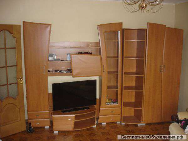 Стильная стенка в отличном состоянии