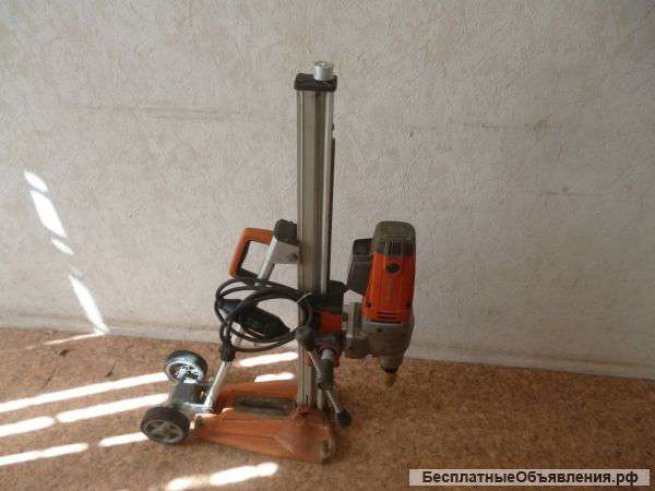 Установку алмазного бурения Husgvarna DMS 240
