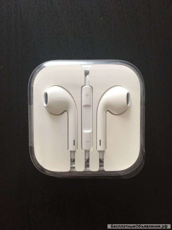 Наушники Apple с пультом управления