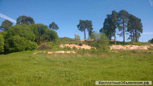 Участок у реки в Черёхе