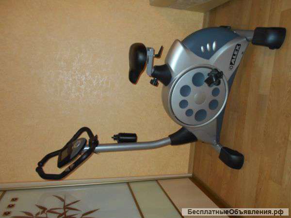 Велотренажер продаю