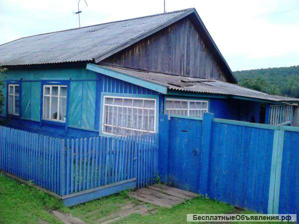 Дом с земельным участком