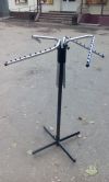 Напольное вешало для одежды(регулировочное)