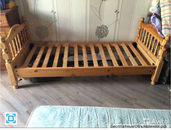 Двухъярусная кровать