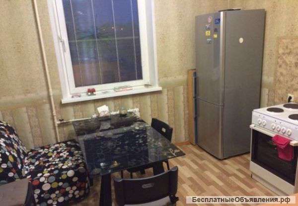 Сдается квартира Колпакова д.38.