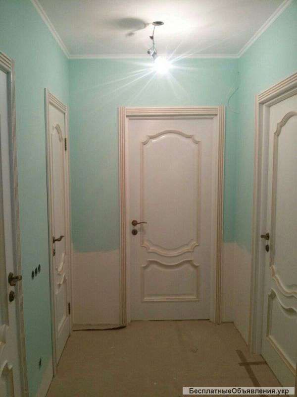 Установка межкомнатных дверей в Киеве