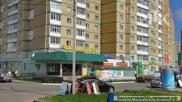 2-х комнатную квартиру 72м2, 9/10 эт. кирп. дома, ул. Хромова, дом 25