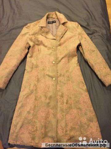 Пальто РОККОБАРОККО оригинал 44 -46 р