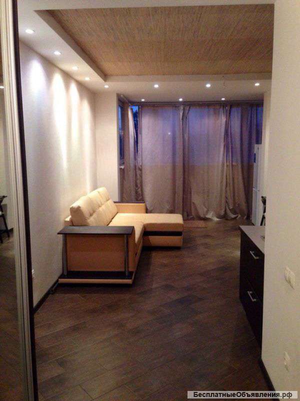 Cдам лично на длительный срок уютную студию