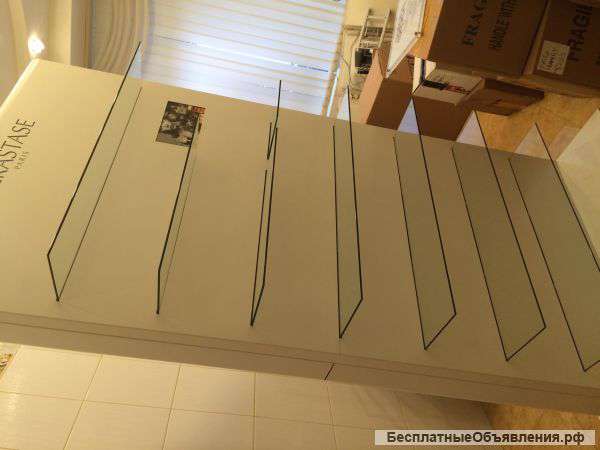 Стойка для косметики