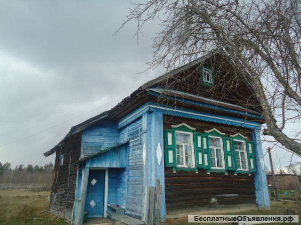 Земельный участок с ветхим домом