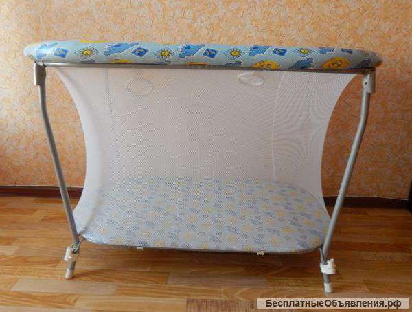 Кроватка детская + матрас+Манеж
