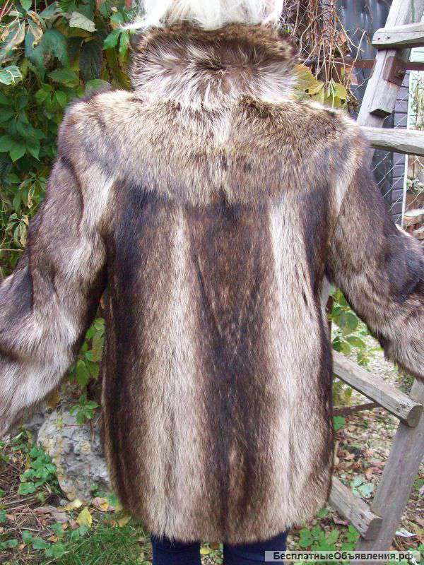 Полушубок-енот, в отличном состоянии; дубленка натуральная; куртка кожаная, искусственный полушубок
