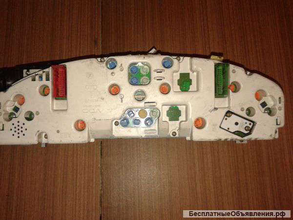 Щиток приборов приборная панель Audi 100/45, A6/C4 1994-1997 4A1919033FB