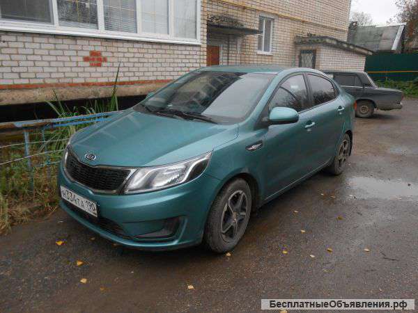 Киа РИО 2012 года