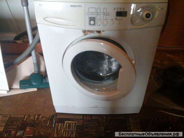 Продаем стиральную машину