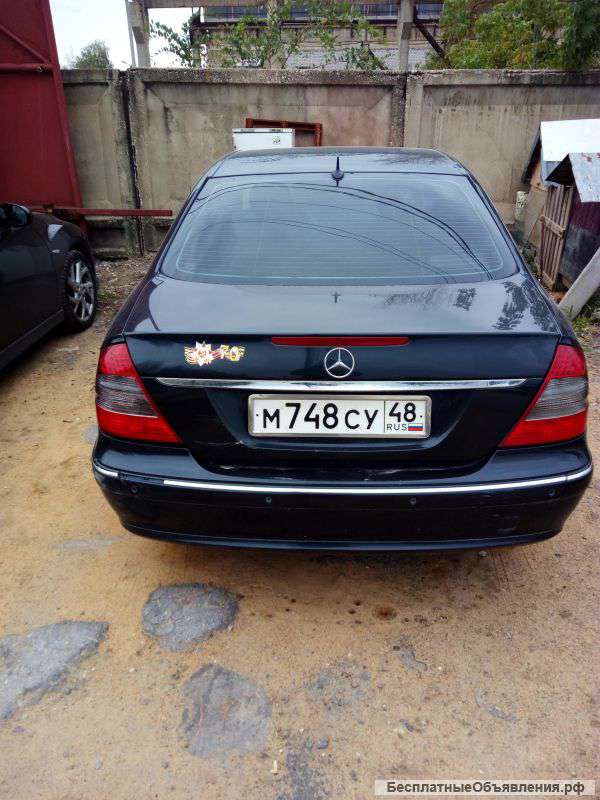 Mersedes E240