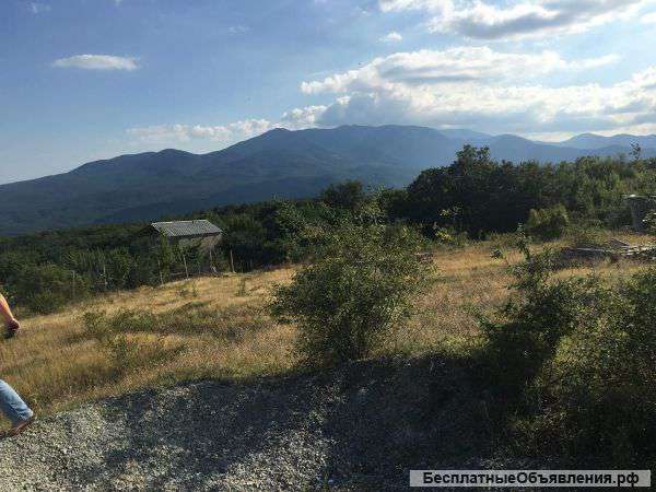 Участок в Алуште