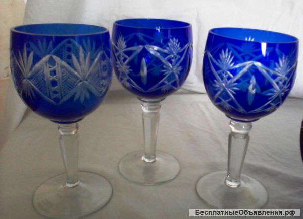 Кувшин вазы фужеры стаканы синее резное стекло