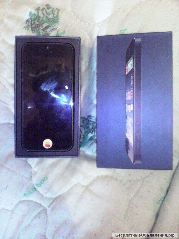 IPhone 5 64GB чёрный, почти новый ,3 месяца