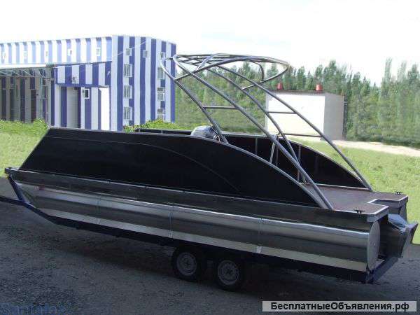 Катер тримаран с тауэром для вейкборда