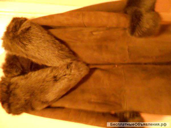 Женскую дубленку и женское кожаное пальто