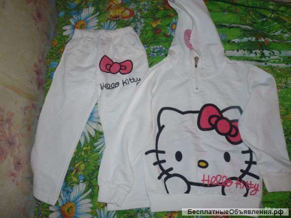 Размер 95. Новый Спортивный костюм Hello Kitty
