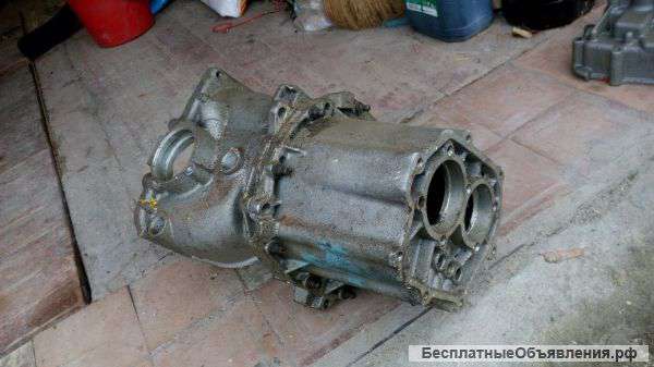 Картер коробки передач азлк