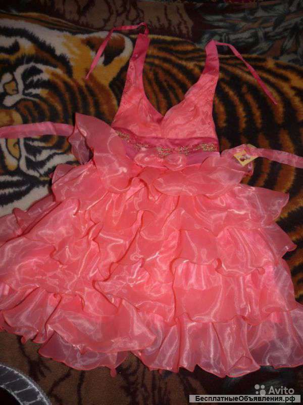 Праздничное платье р. 3-4 года "Изабелла", новое