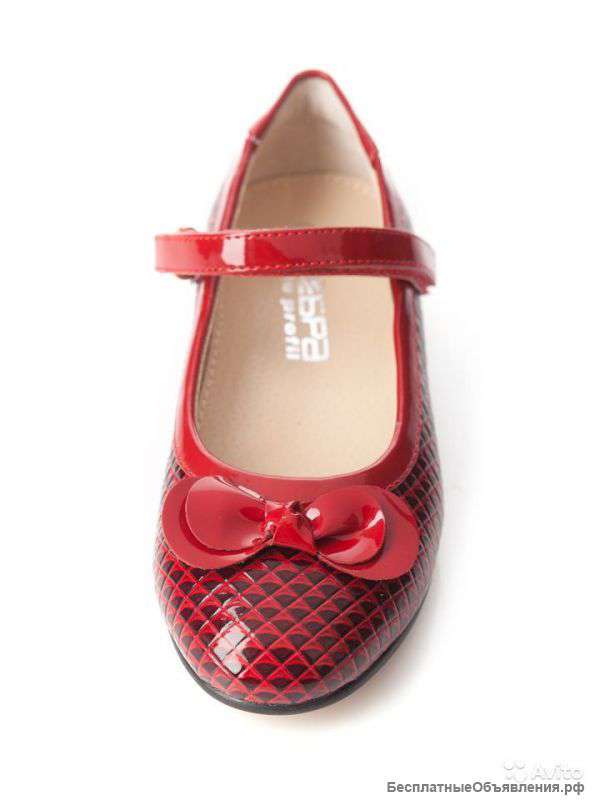 31 р-р. Красные нарядные новые туфли тм Зебра