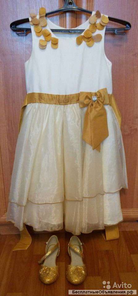 Платье и туфли