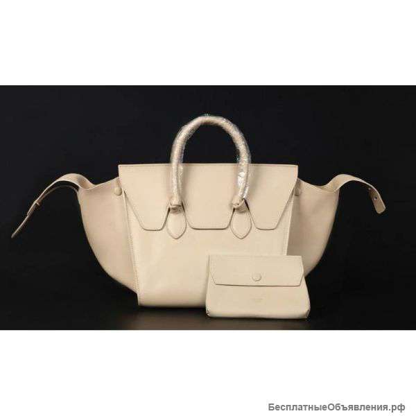 Бежевая сумка Celine