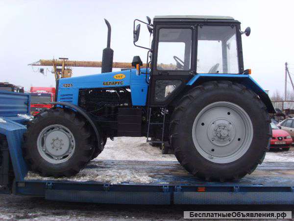 Трактор МТЗ Беларус 1221