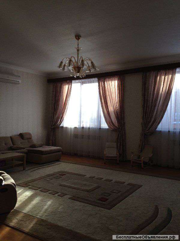 Дом в Александровке на 9с, 420м- евроремонт