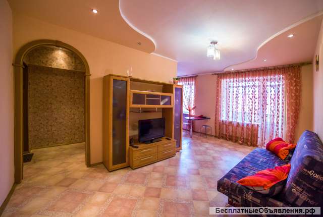 2-комнатная посуточно Междуреченск, Космонавтов, 4