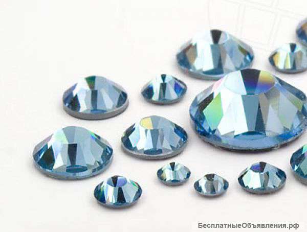 Стразы Swarovski (100 шт)