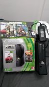 Игровая приставка xbox 360 на 250Gb + игры+ джостики