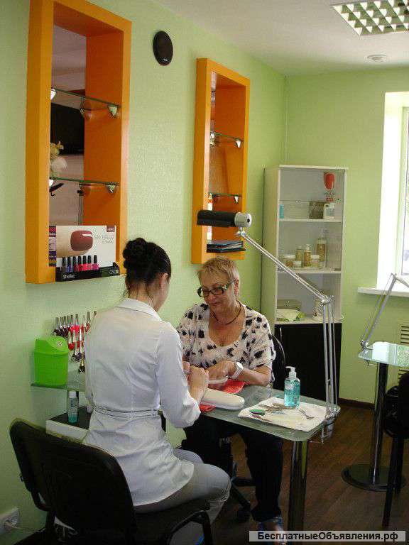 Ищу мастера маникюра-педикюра