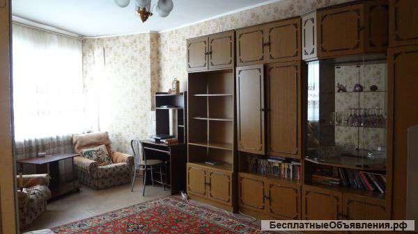 3 ком.квартиру по ул.Коммунаров д.145
